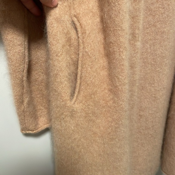 🦭Fuzzy Cashmere Long Coat Jacket Cardigan Tan Neutral m banana Republic duster - Picture 8 of 13